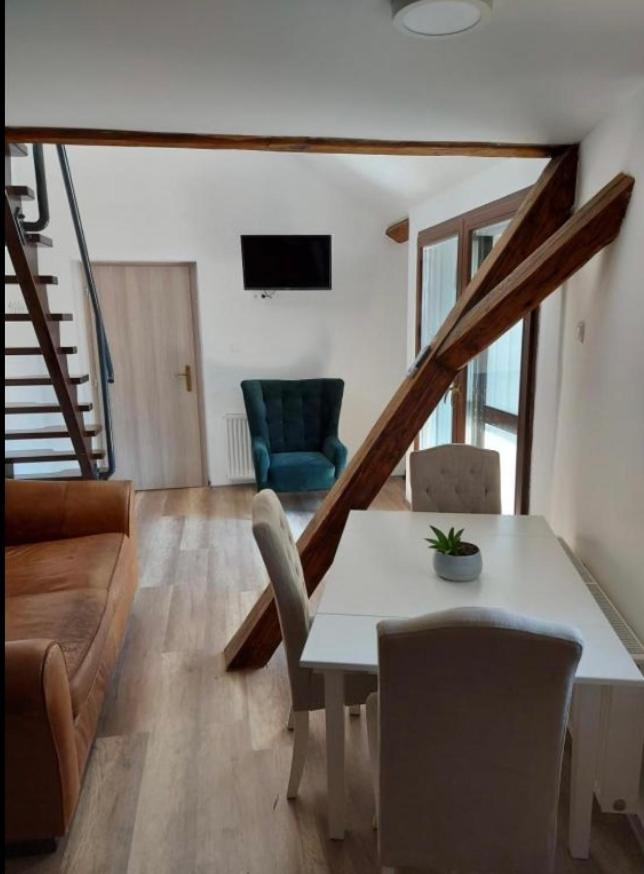 Jokai Apartman Komárno Dış mekan fotoğraf