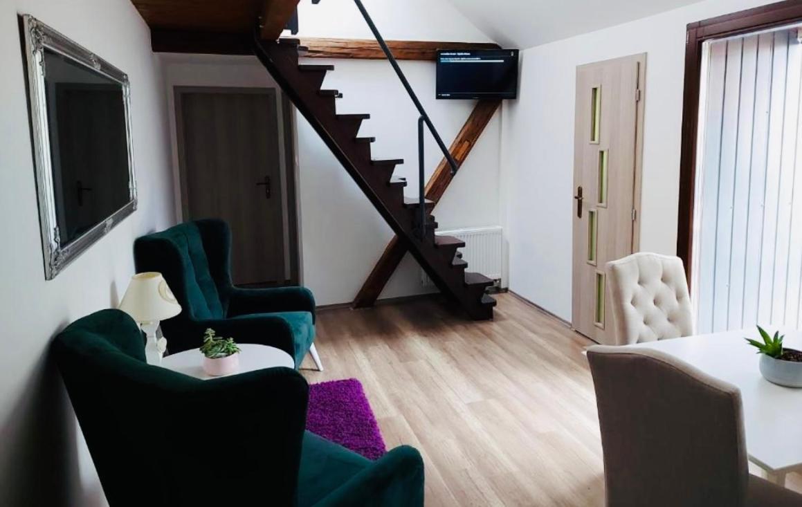 Jokai Apartman Komárno Dış mekan fotoğraf