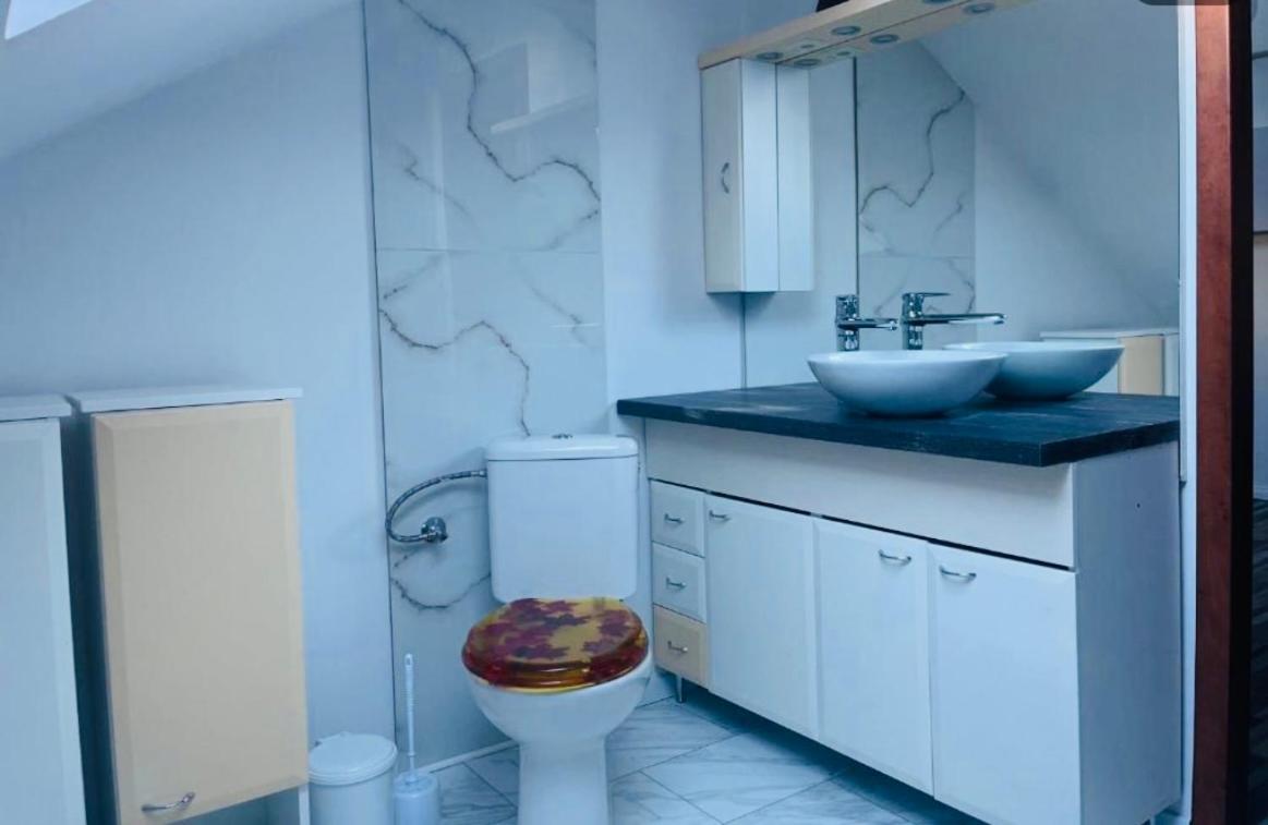 Jokai Apartman Komárno Dış mekan fotoğraf