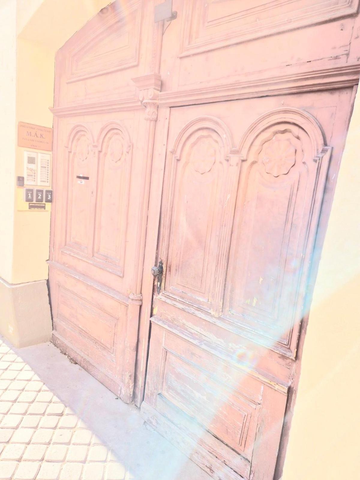 Jokai Apartman Komárno Dış mekan fotoğraf